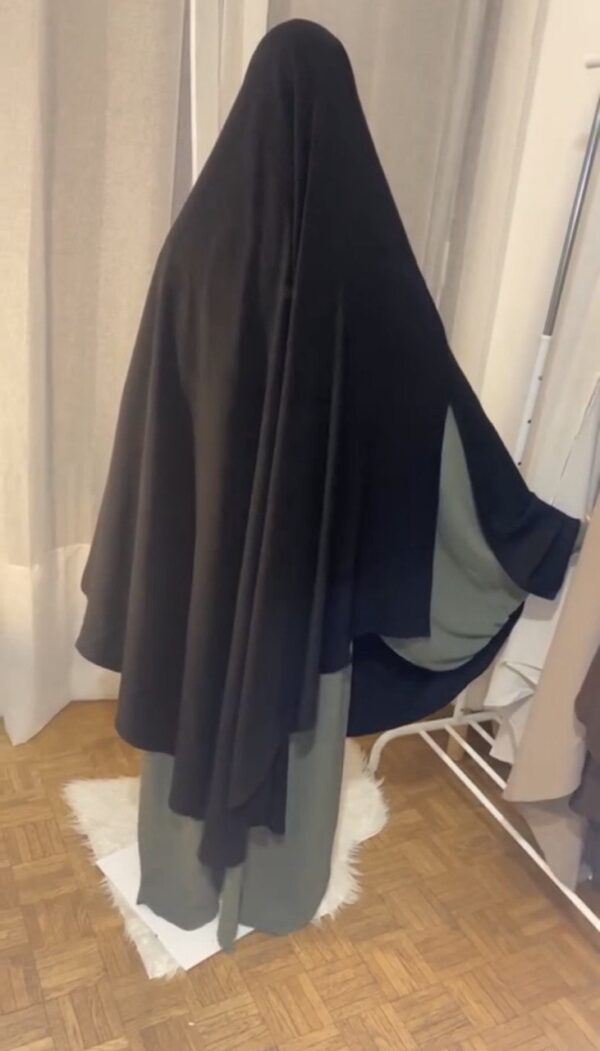 Khimar cape en jazz